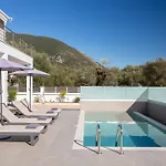 וילה Valora