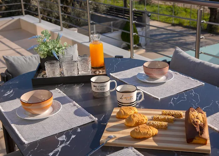 Valora Nydri (Lefkada)