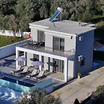 Villa Valora